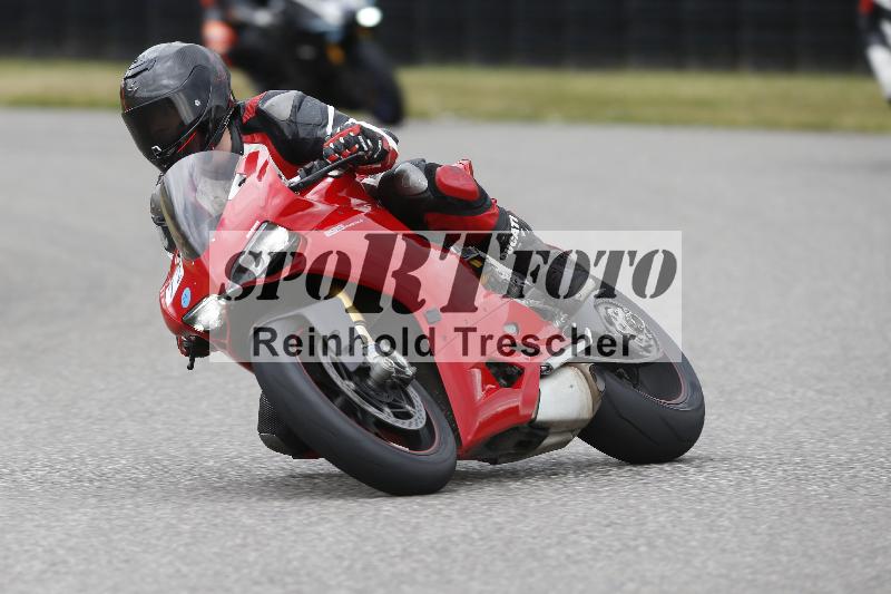 /19 26.05.2025 FREERIDE Training ADR/Gruppe M/72
